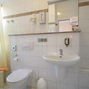 Familien-Zimmer